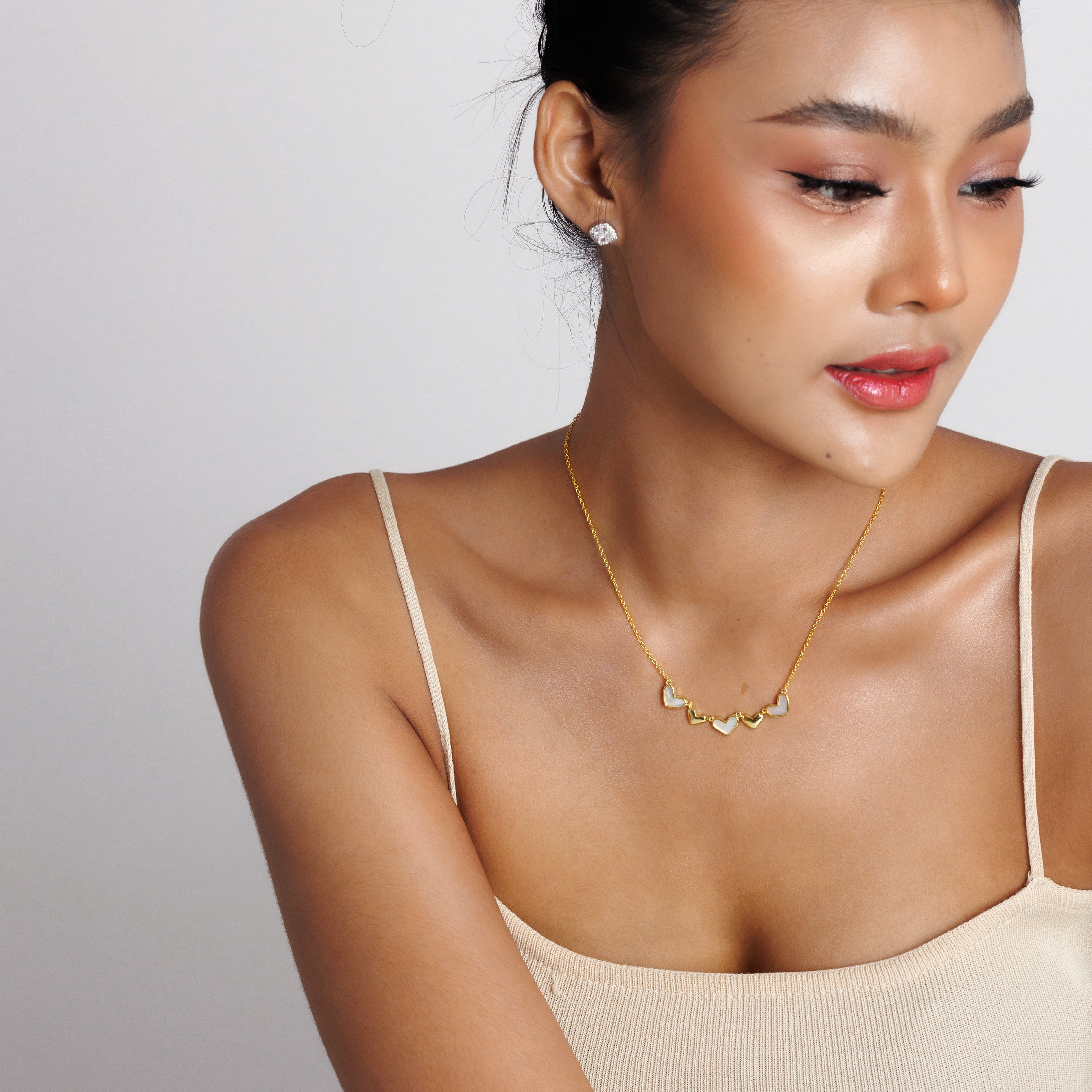 Golden Pearly Hearts Necklace